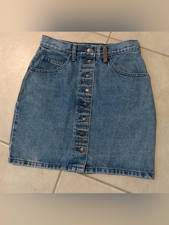 Levi's Dresses & Skirts - Vintage 80’s/90’s Levi’s skirt waist 26 inches 1956